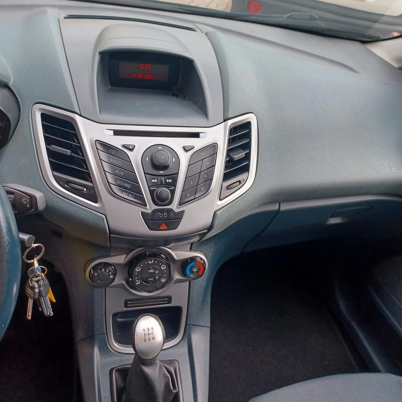 FIESTA 1.4 TDI NEOPATENTATI CON DISTRIBUZIONE E FRIZIONE NUOVI