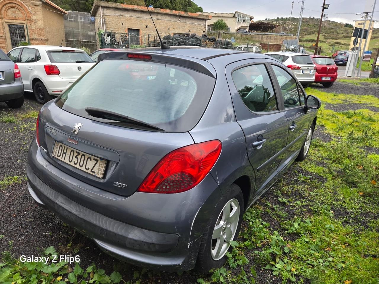 Peugeot 207 1.4 HDi 70CV 5P XS