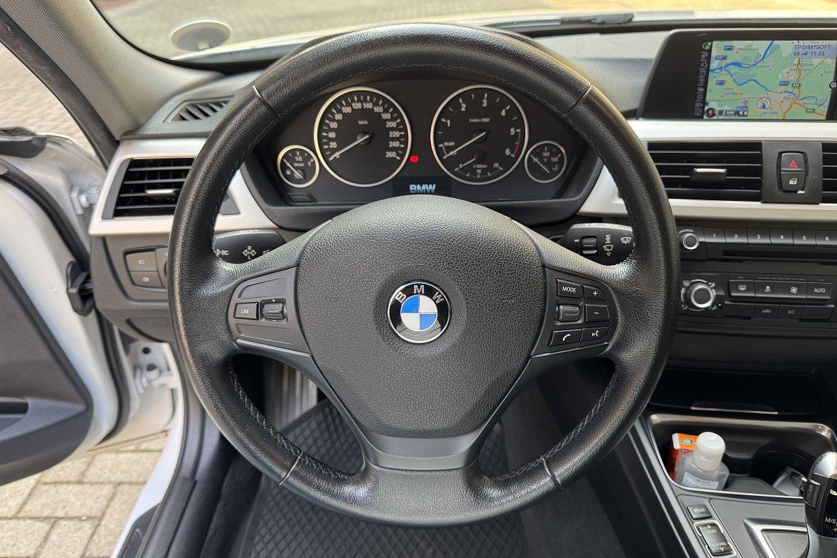 BMW 316d Touring Business aut.