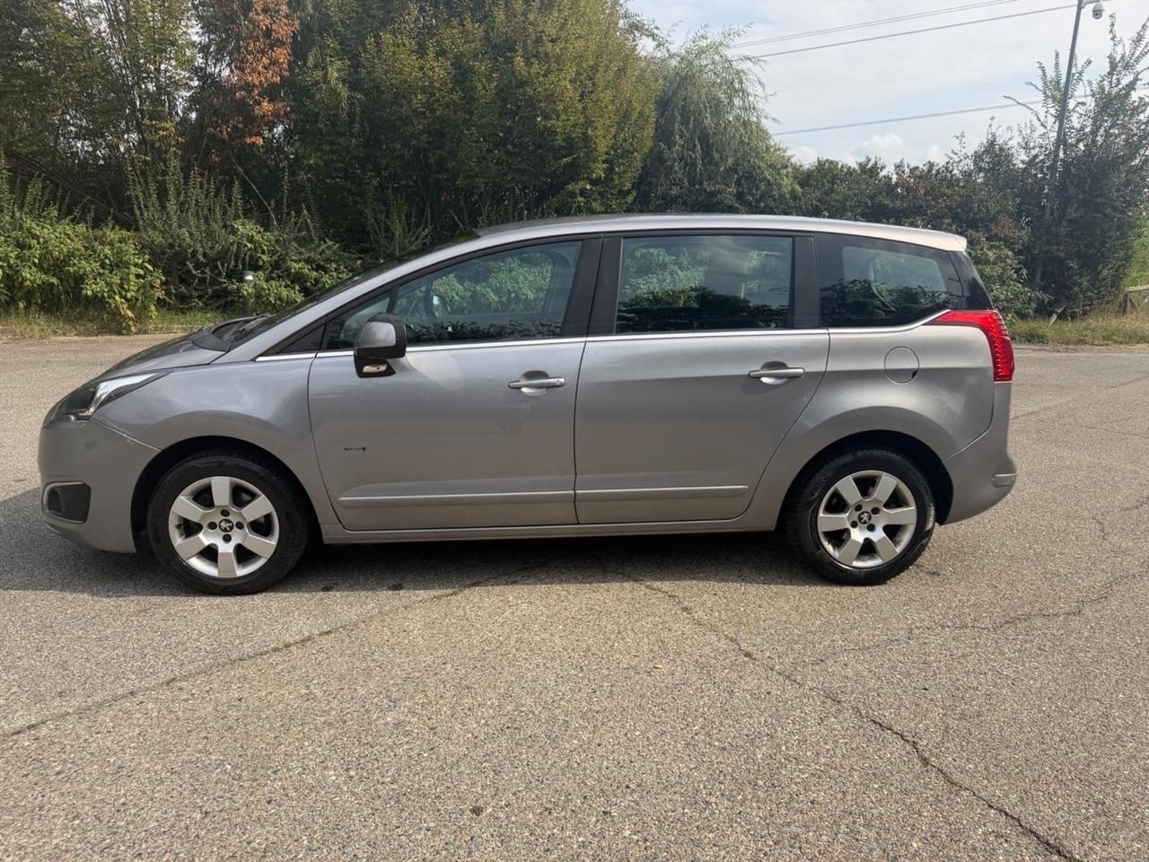 Peugeot 5008 Allure 7posti