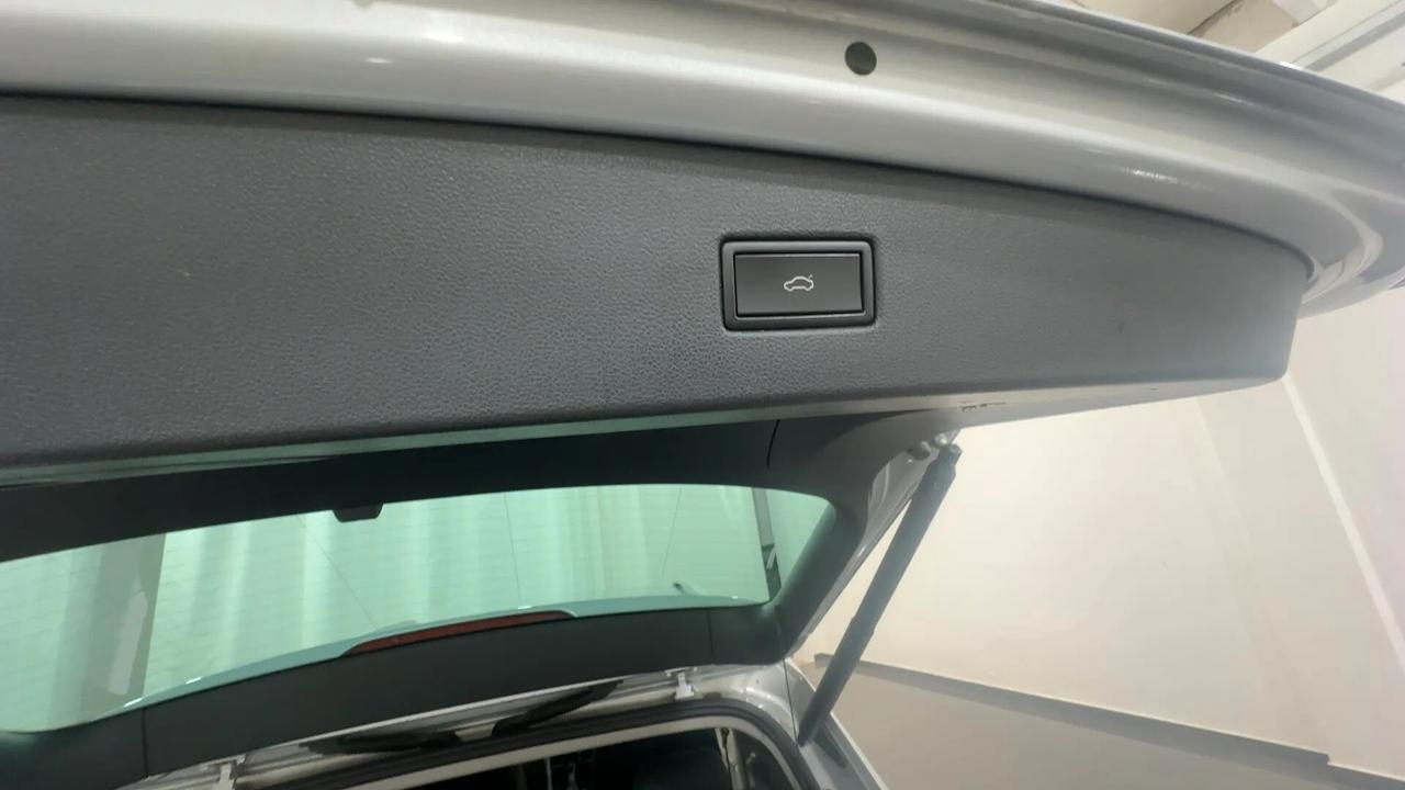 Volkswagen Tiguan 2.0 TDI 150 CV SCR DSG Elegance