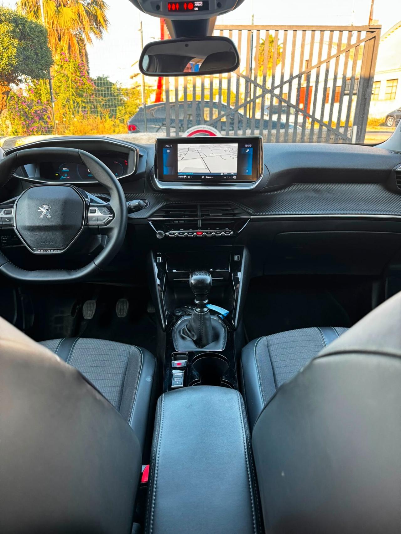 Peugeot 2008 BlueHDi 110 S&S Allure Pack