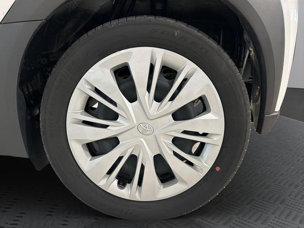 Toyota Aygo X 1.0 Active 72cv