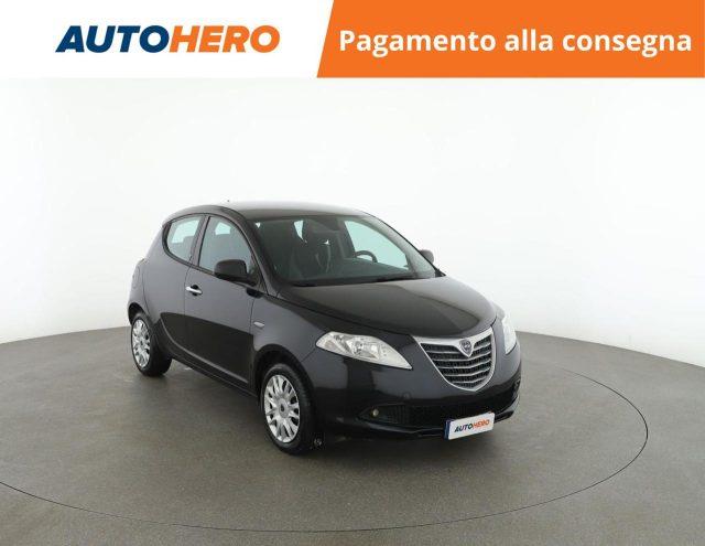 LANCIA Ypsilon 1.2 69 CV 5 porte Silver