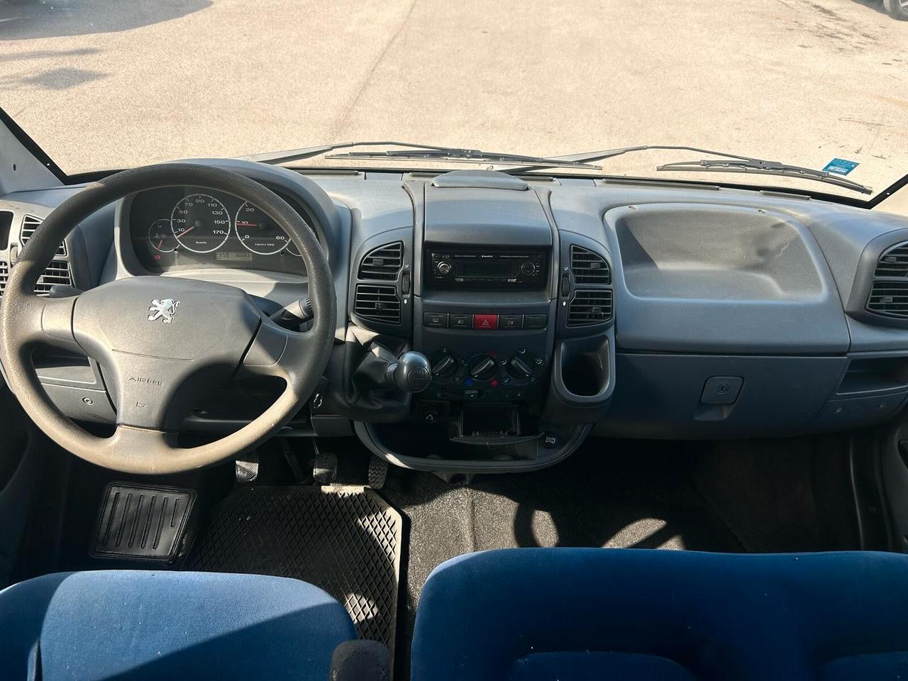 Peugeot Boxer 290C 2.8 HDi cat PC Minibus