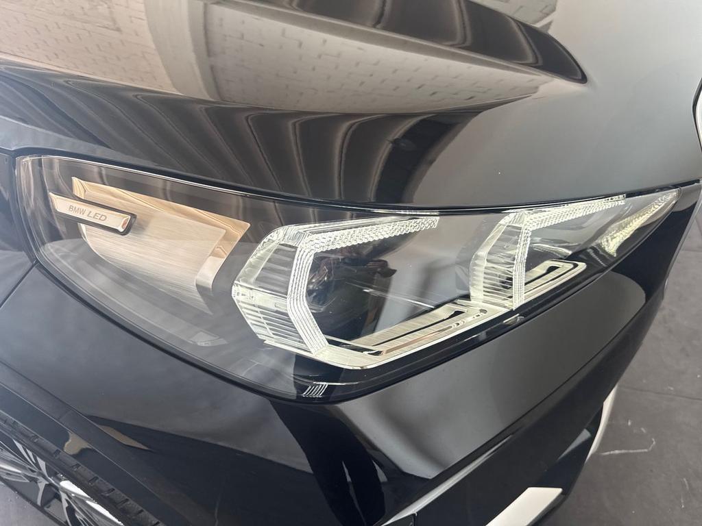 BMW X1 18 d X-Line sDrive DCT