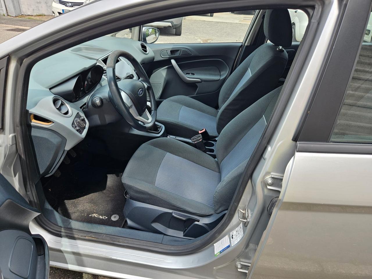 Ford Fiesta 1.2 60CV