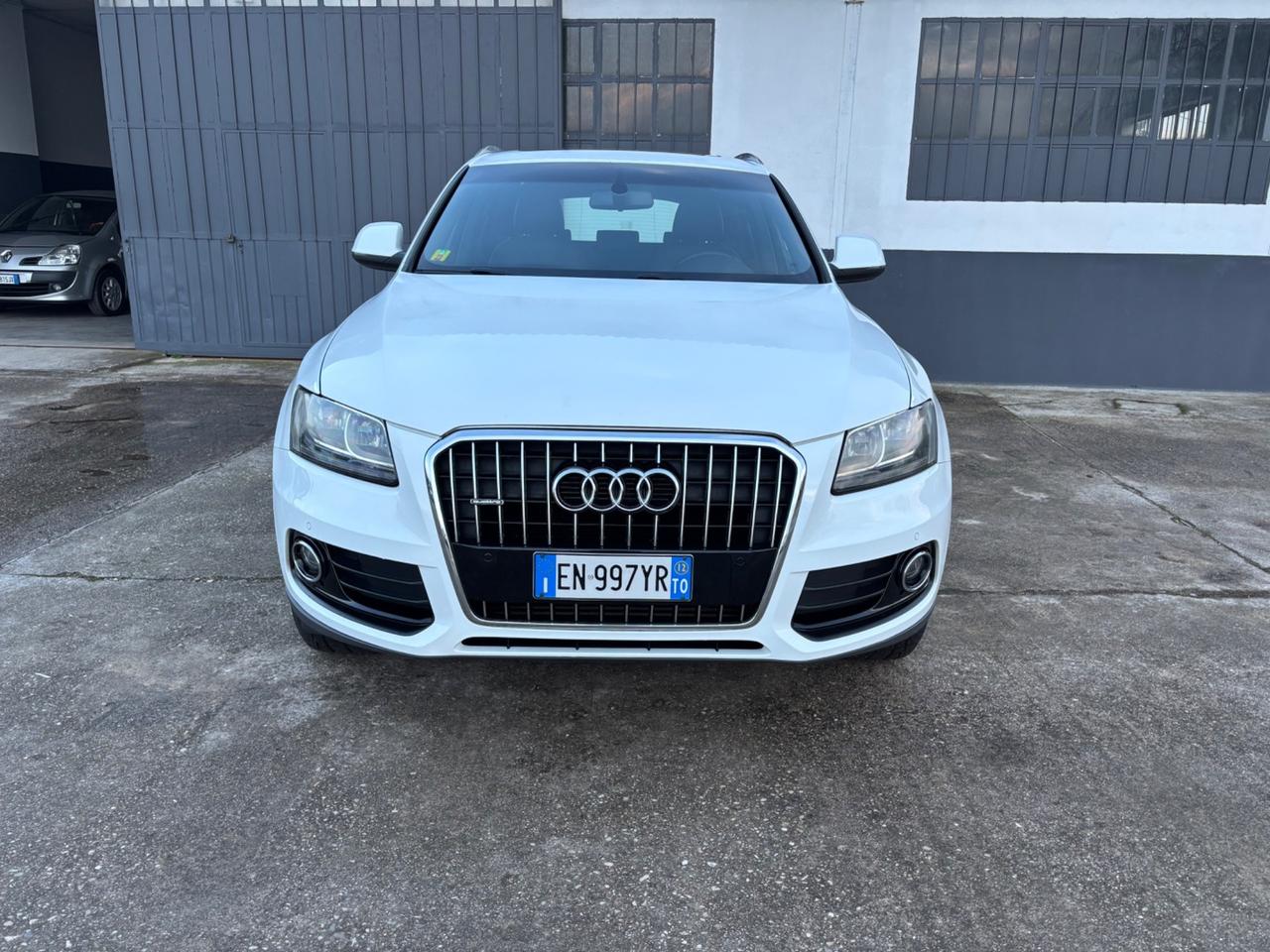 Audi Q5 2.0 TDI 177CV S line. QUATTRO S tronic