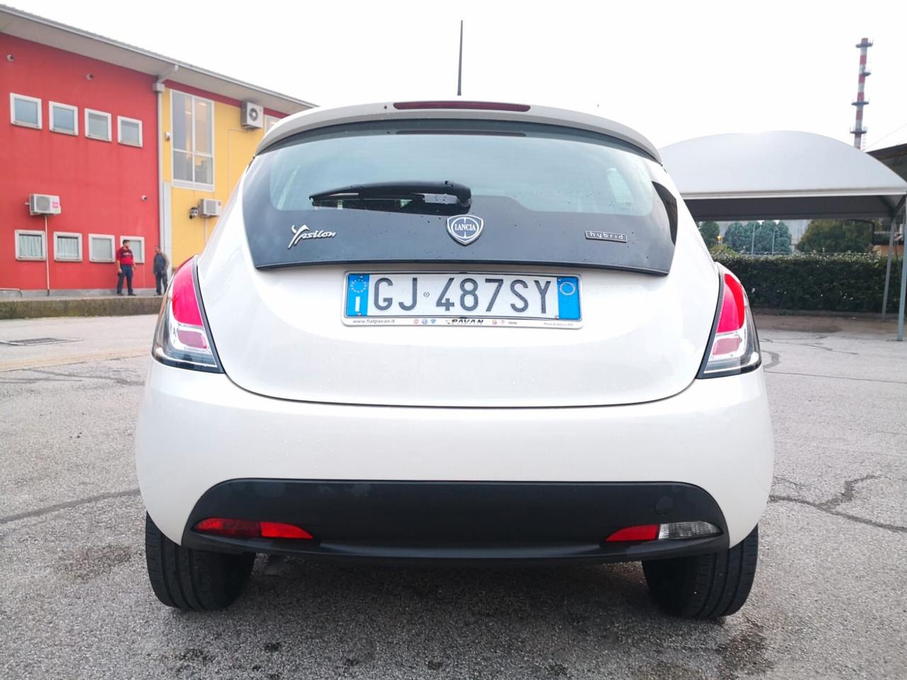 Lancia Ypsilon 1.0 Hybrid *** OK NEOPATENTATI ***