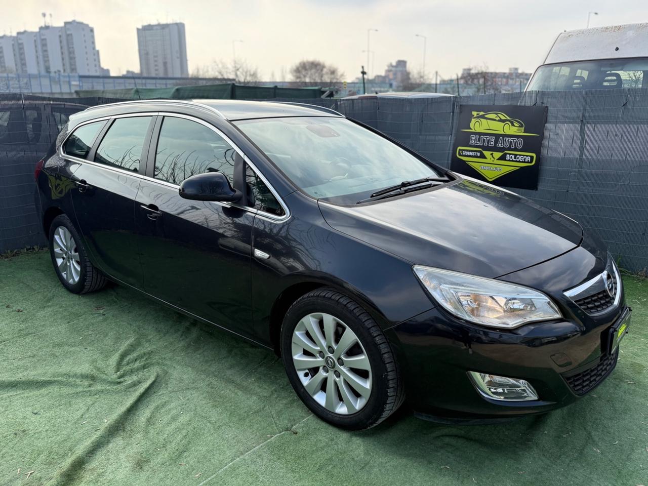 Opel ASTRA 2012 SW 1.7 DIESEL SPORTS TOURER COSMO