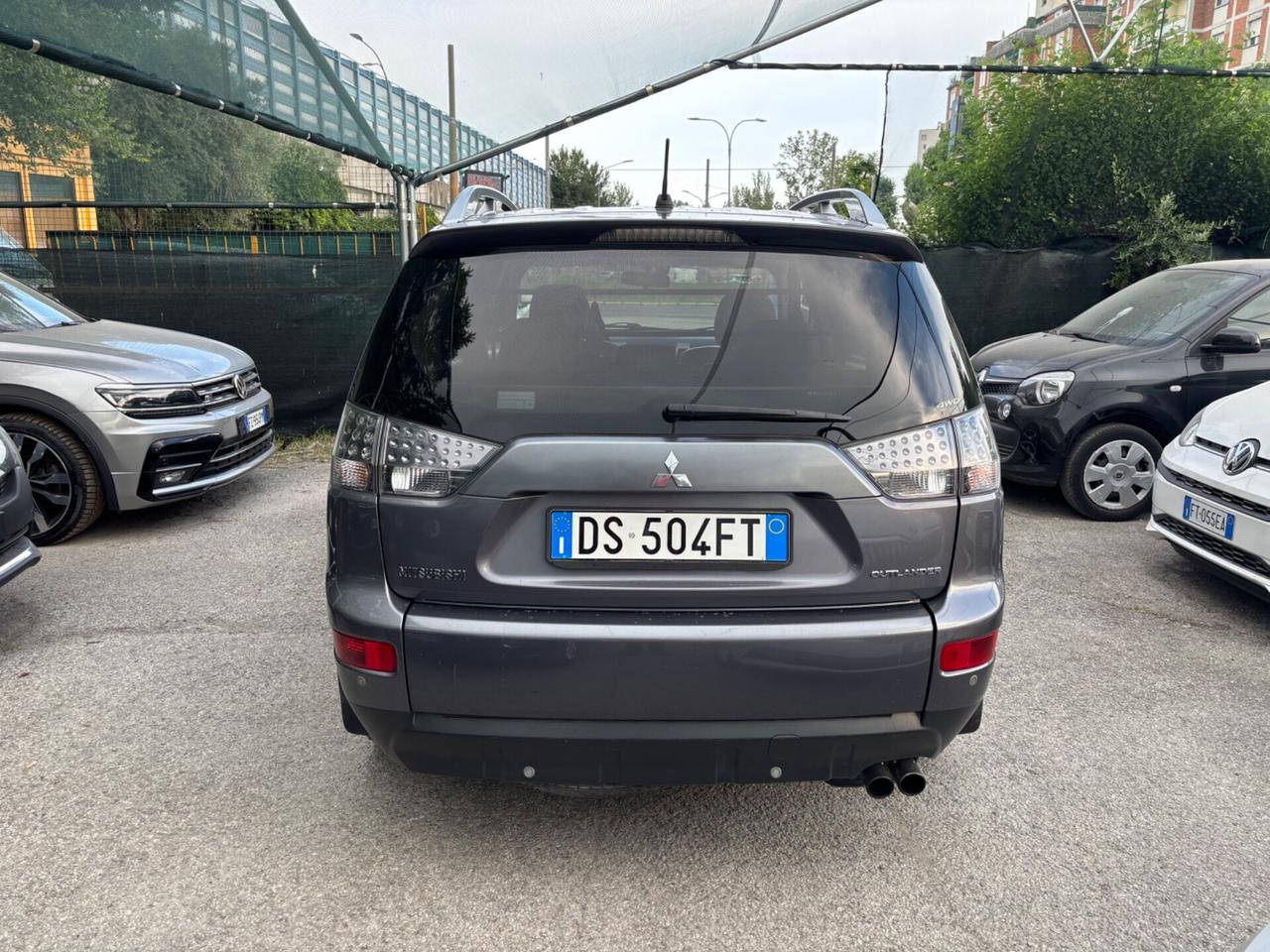 Mitsubishi Outlander 2.2 DI-D 7 posti 4x4