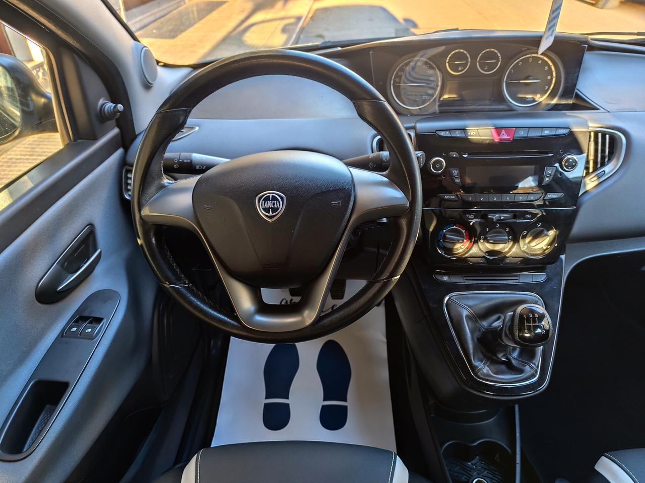 Lancia Ypsilon 1.2 benzina 69CV PERFETTA