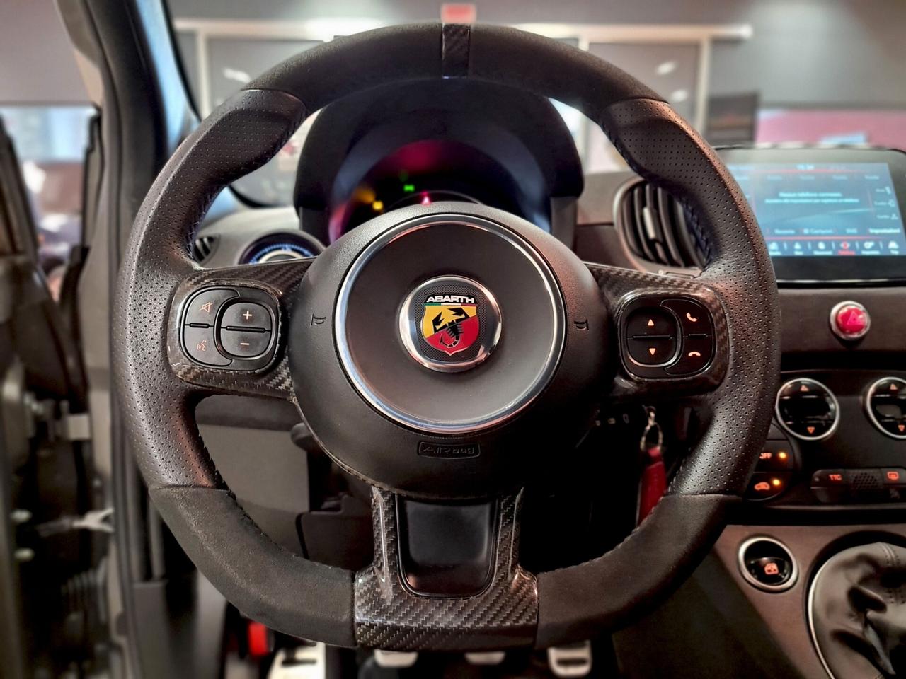 Abarth 695 1.4 Turbo T-Jet 180 CV