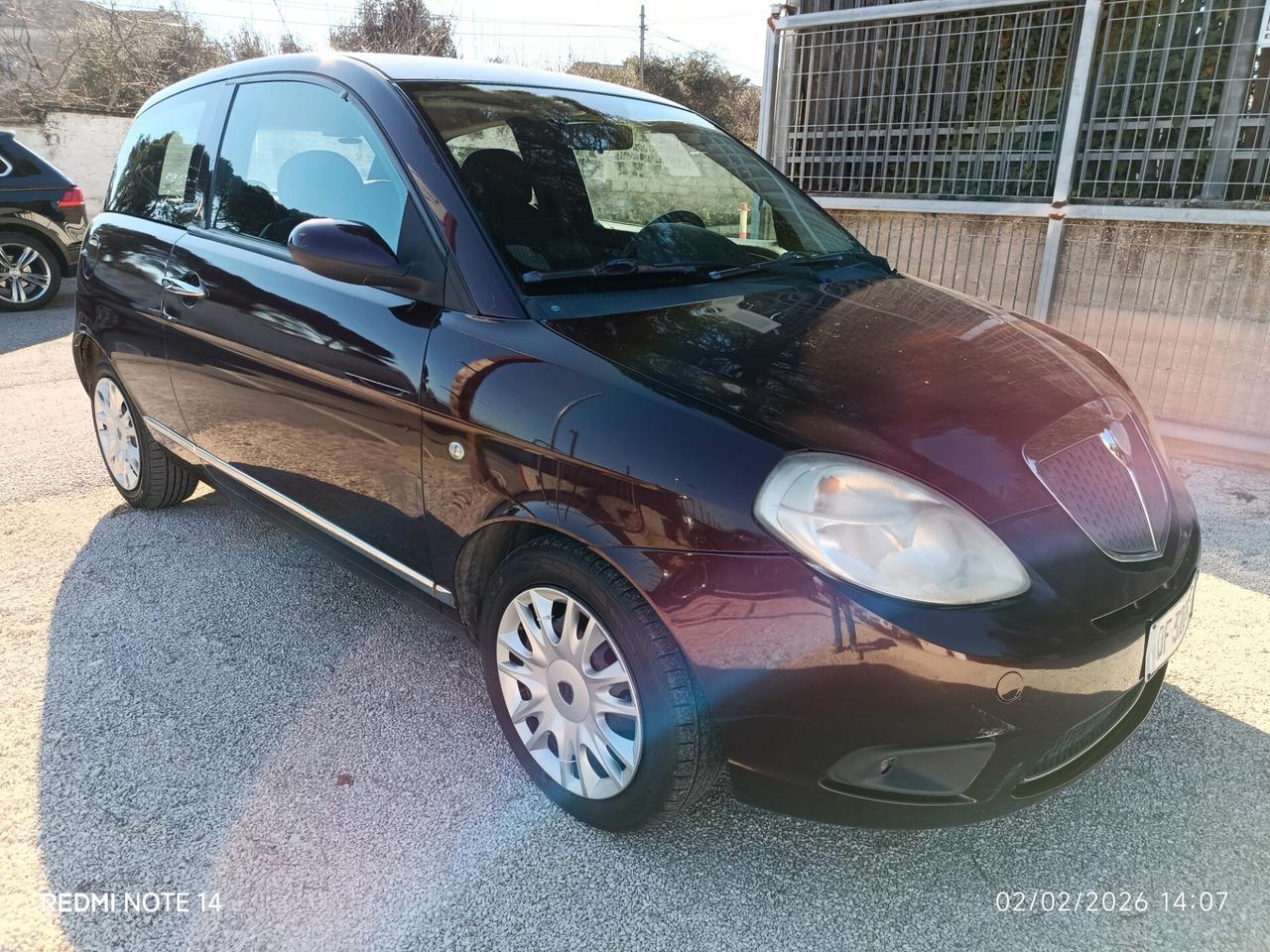 Lancia Ypsilon 1.2 Argento
