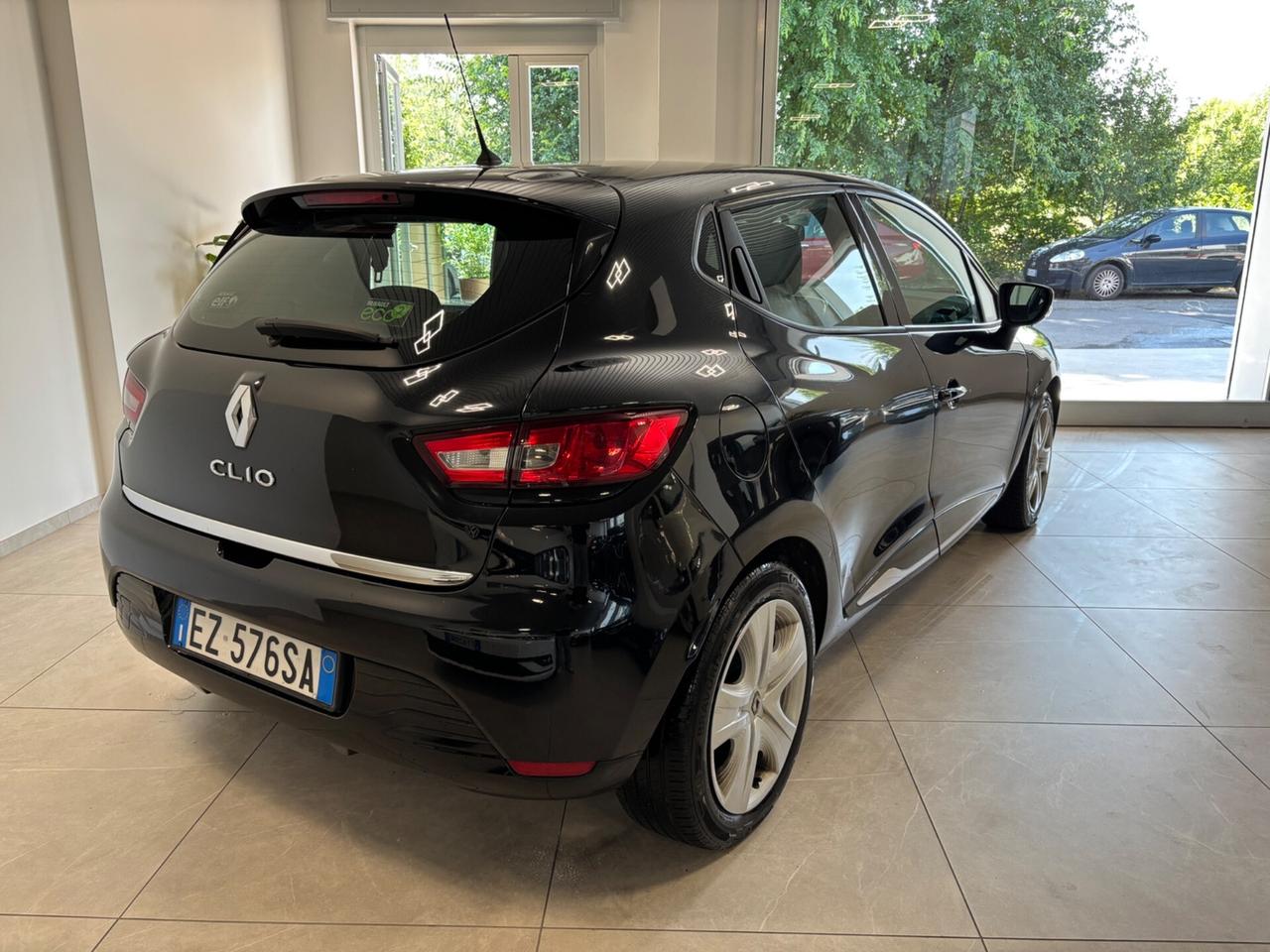Renault Clio 1.5 dCi 8V 75CV 5 porte Costume National