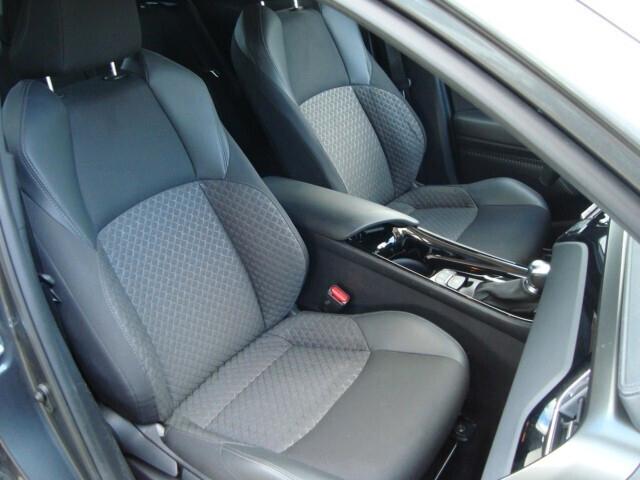 Toyota C-HR 1.8 Hybrid E-CVT Trend