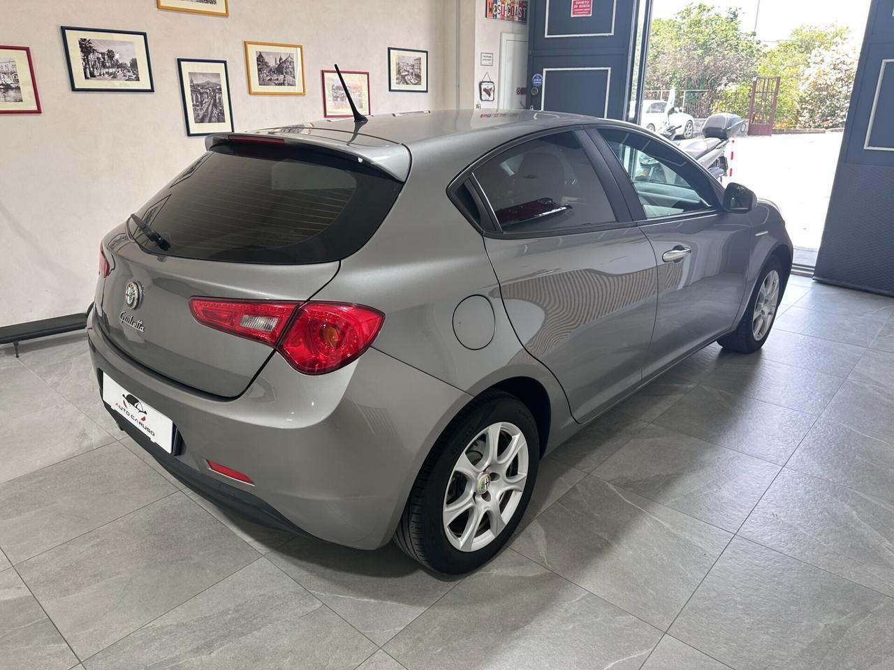 Alfa Romeo Giulietta 1.6 JTDm-2 105 CV Distinctive