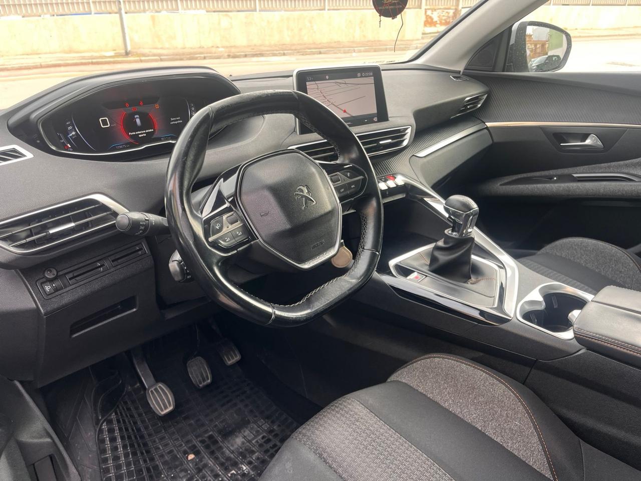 Peugeot 3008 BlueHDi 120 S&S Business