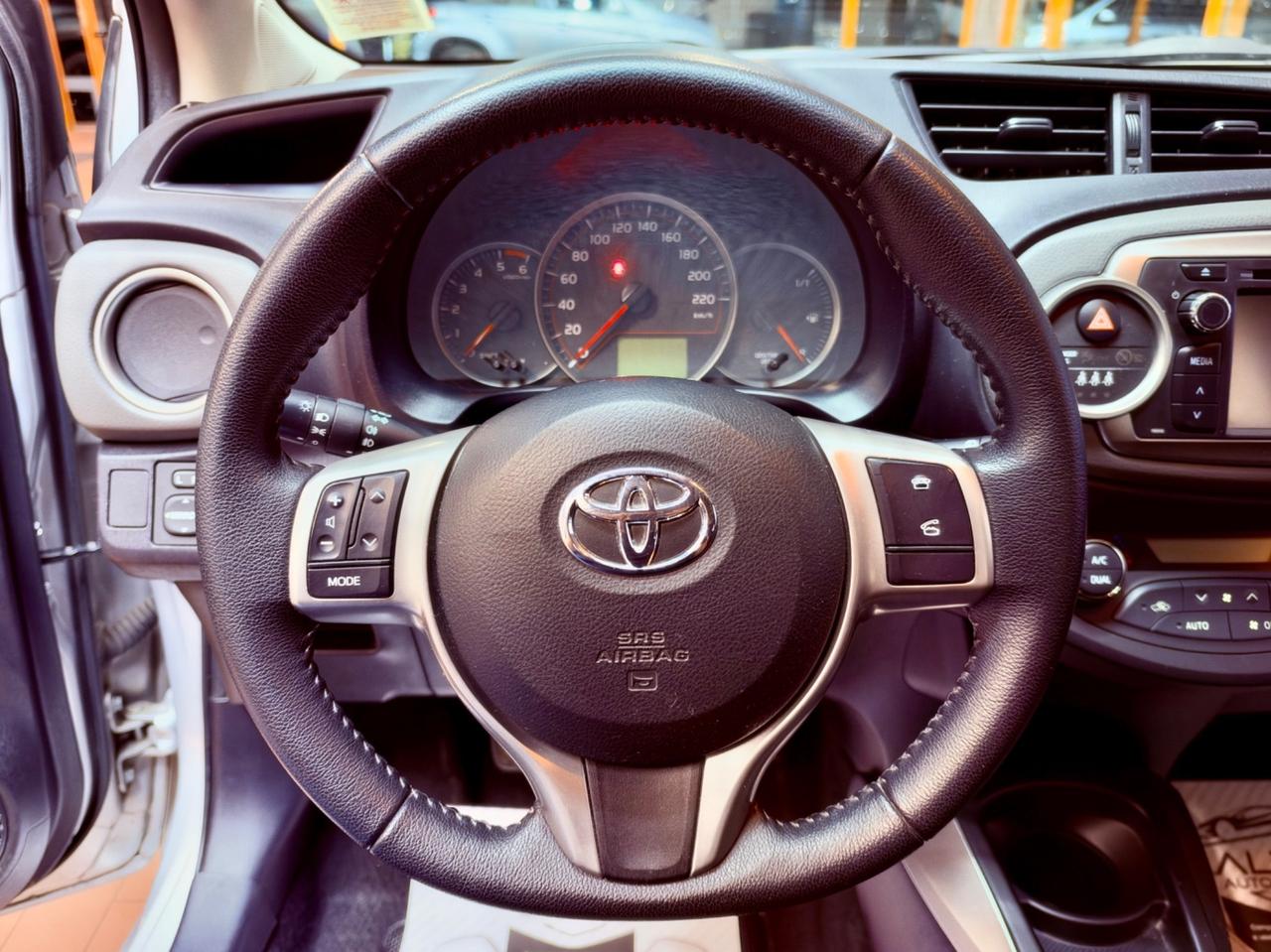Toyota Yaris 1.4 D-4D 90cv Neopatentati