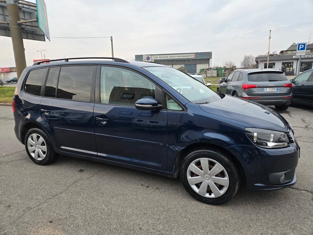 Volkswagen Touran 1.6 TDI DSG Comfortline