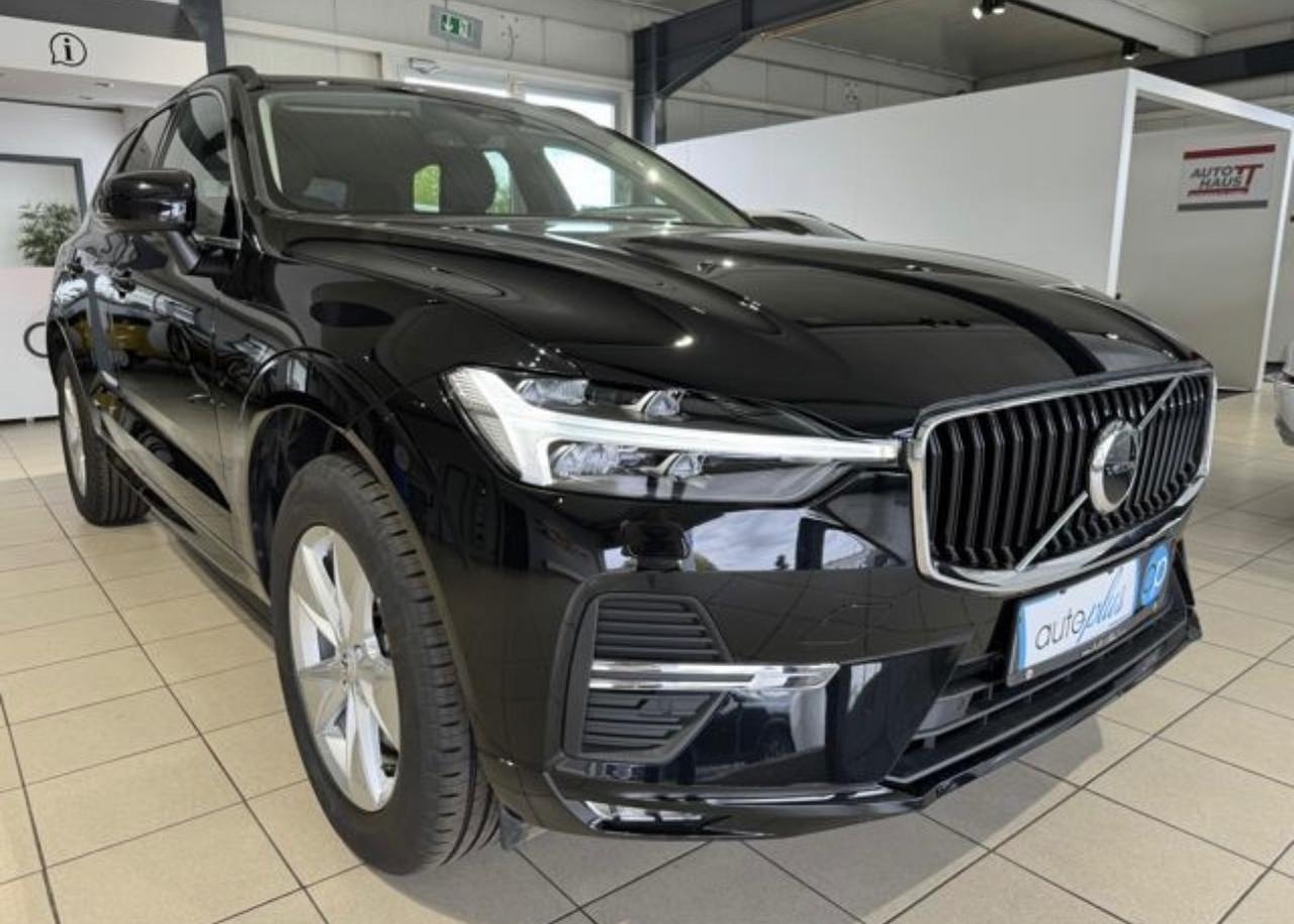 Volvo XC 60 B4 (d) automatico Business