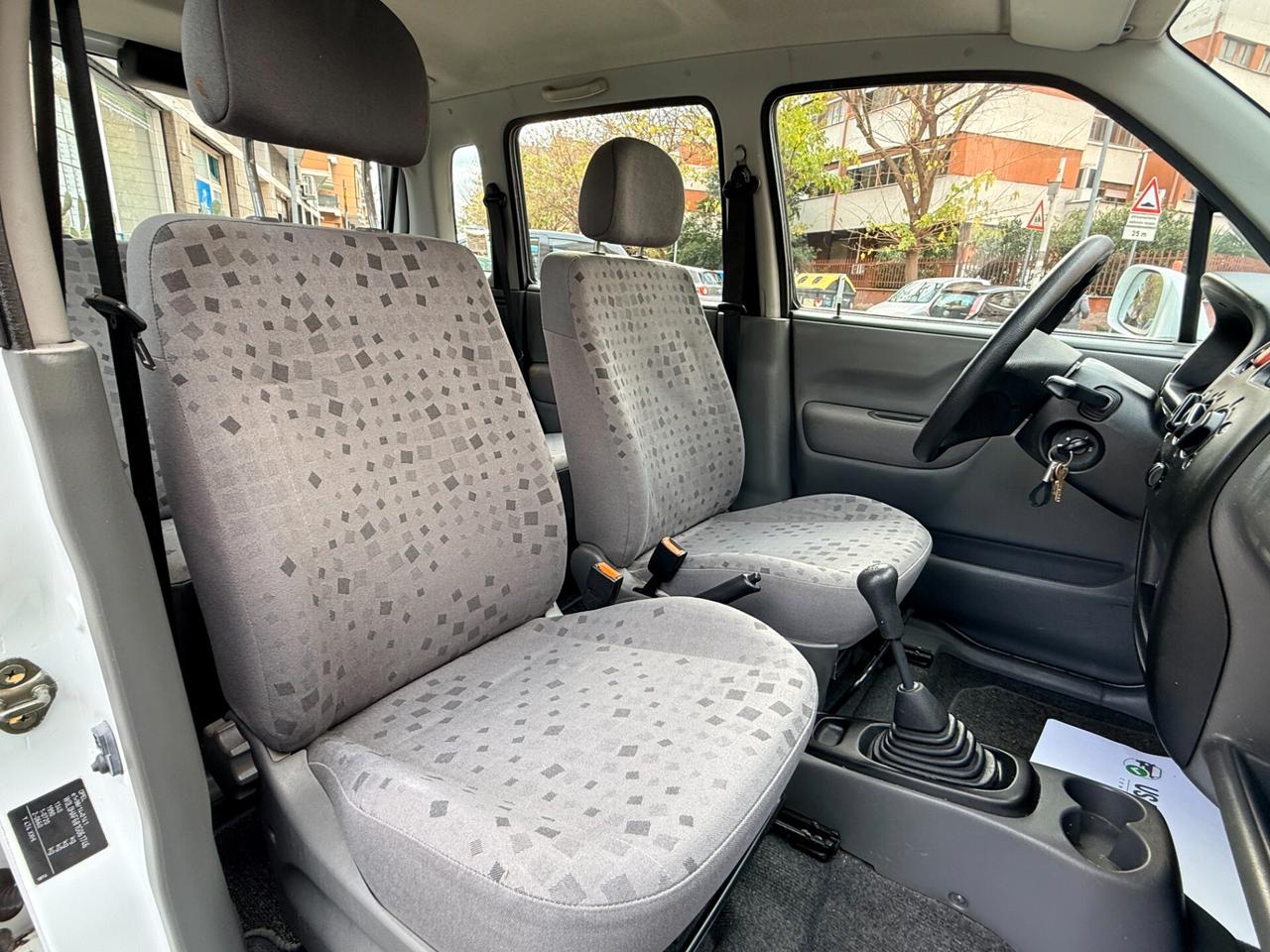 Opel Agila 1.2 75cv EURO 4 Unipro SOLI 15.700km!!!