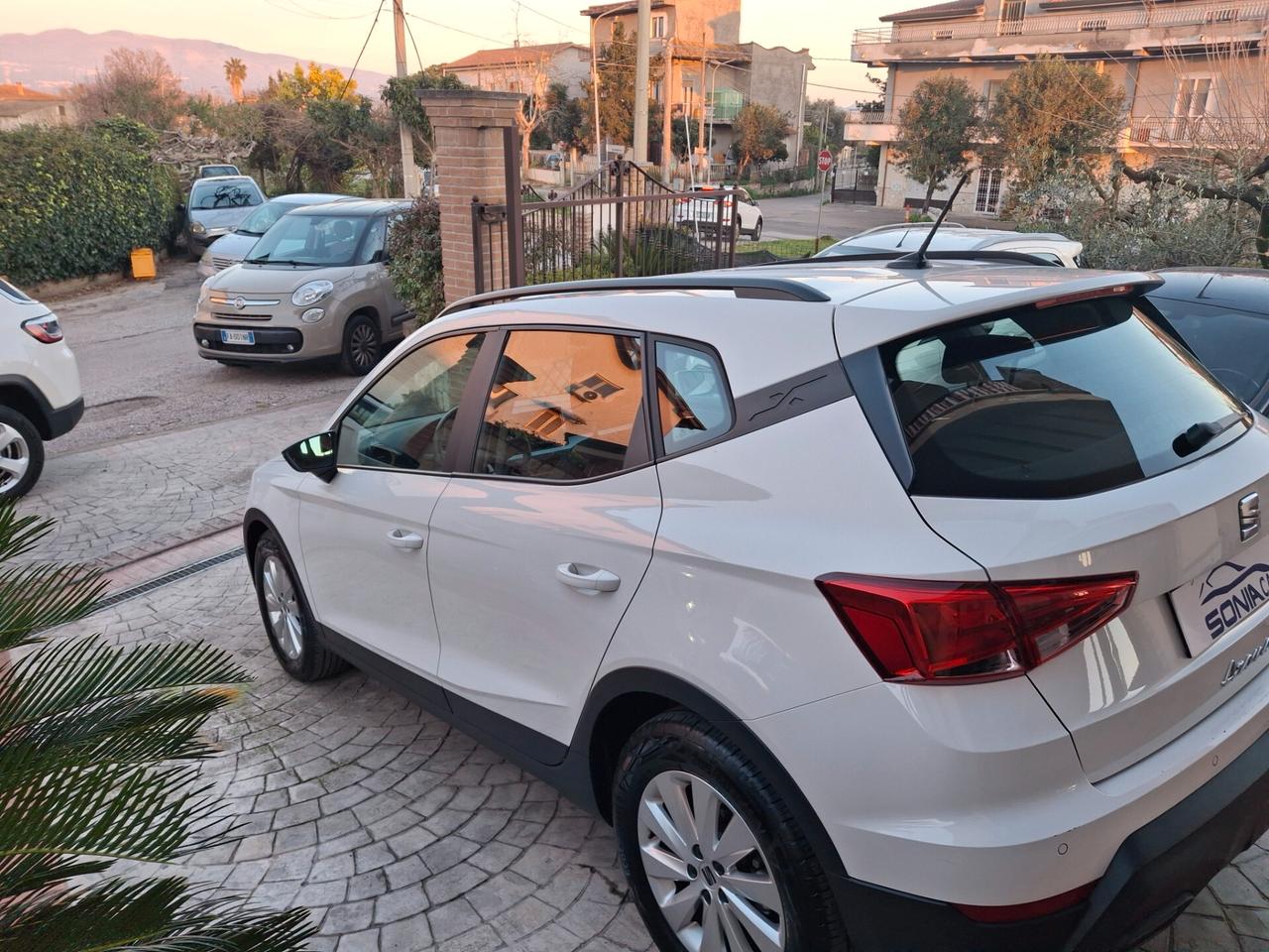 Seat Arona 1.0 TGI Style automatica 110cv