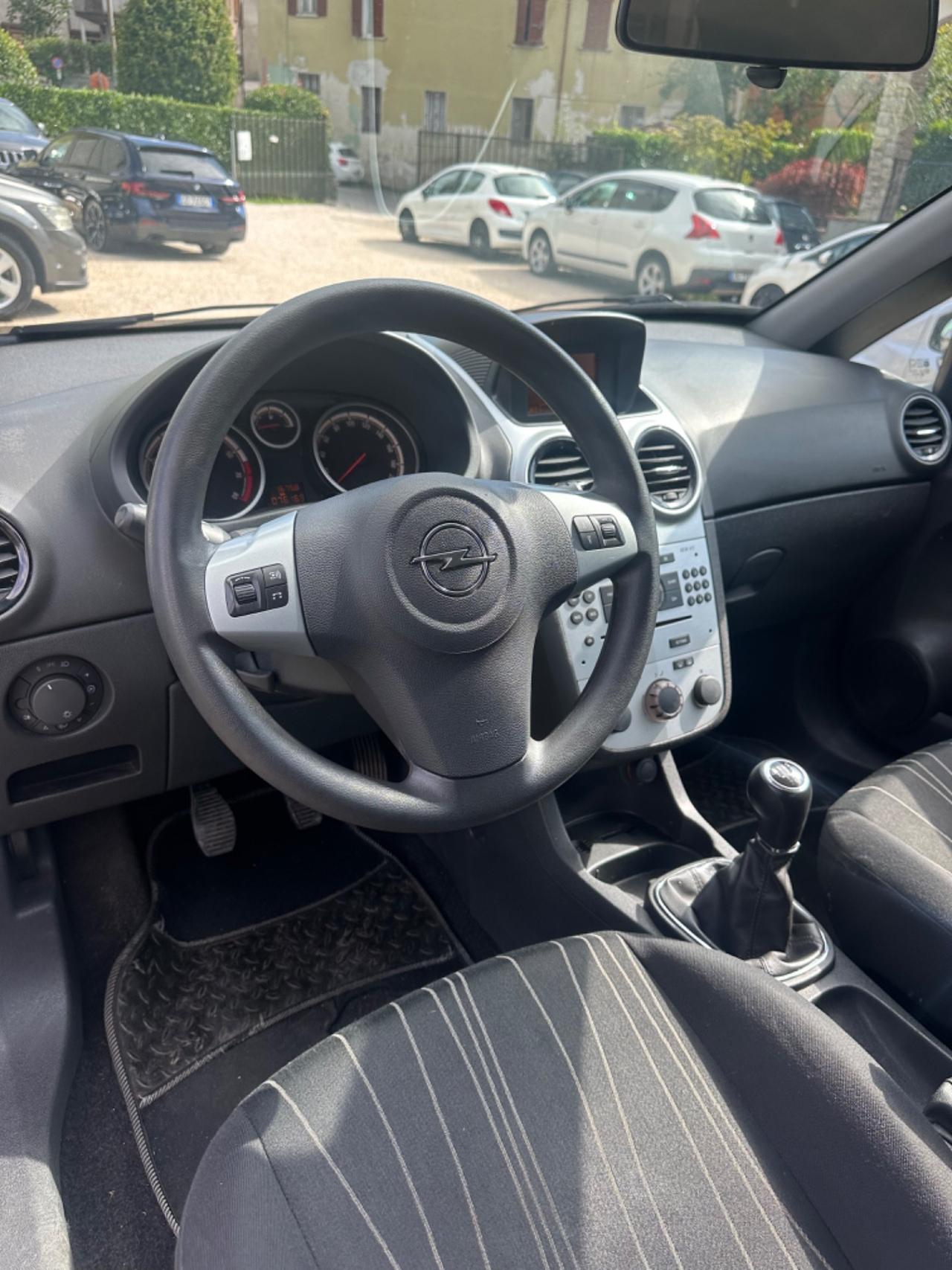 Opel CORSA 1.2 EDITION KMCERT NEOPAT GARANZ