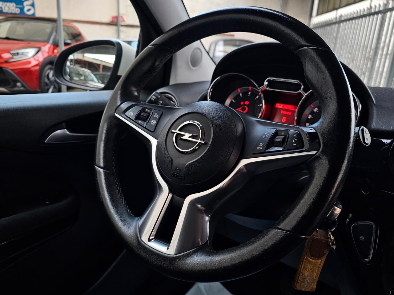 Opel Adam 1.4 87 CV GPL Tech Jam