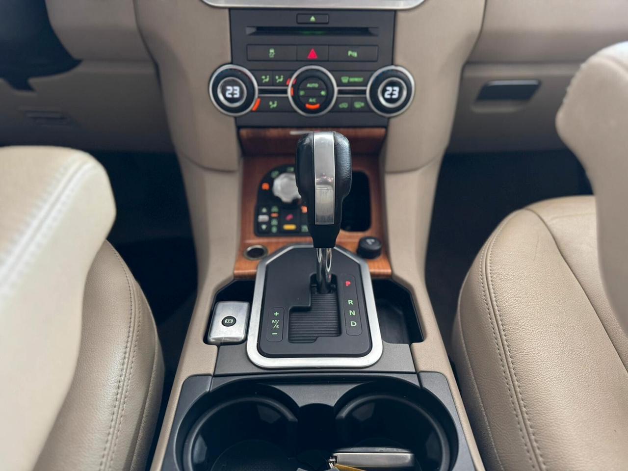 Land Rover Discovery 4 3.0 SDV6 245CV HSE