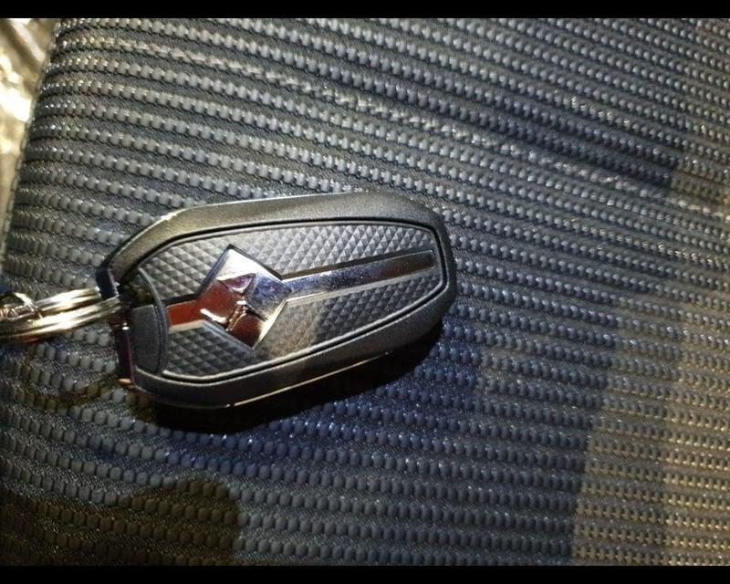 DS DS4 CROSSBACK E-TENSE 225 PERFORMANCE LINE+