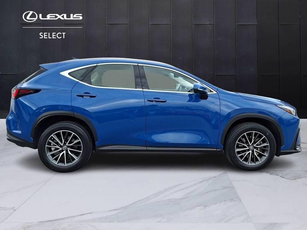 Lexus NX 2.5 Hybrid Premium 4WD e-CVT