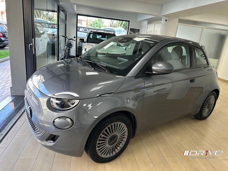 FIAT 500 500e Berlina 42 kWh