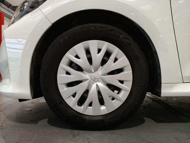 Toyota Yaris 1.5 Hybrid 5 porte Active