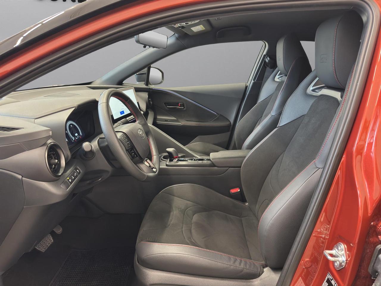 Toyota C-HR 2.0 phev GR Sport fwd e-cvt