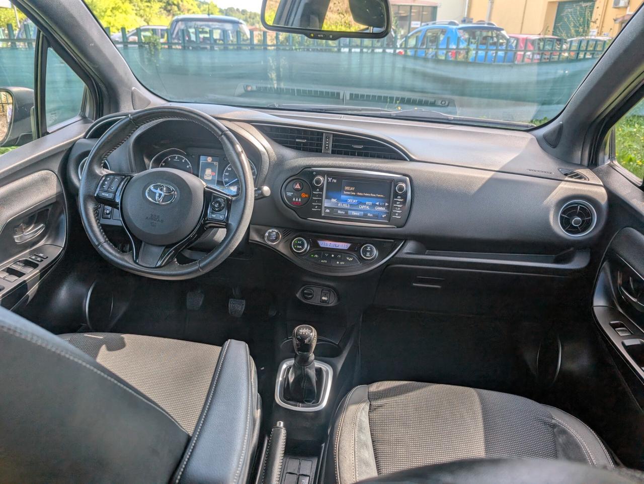 Toyota Yaris 1.0 5 porte Lounge UNICO PROPRIETARIO