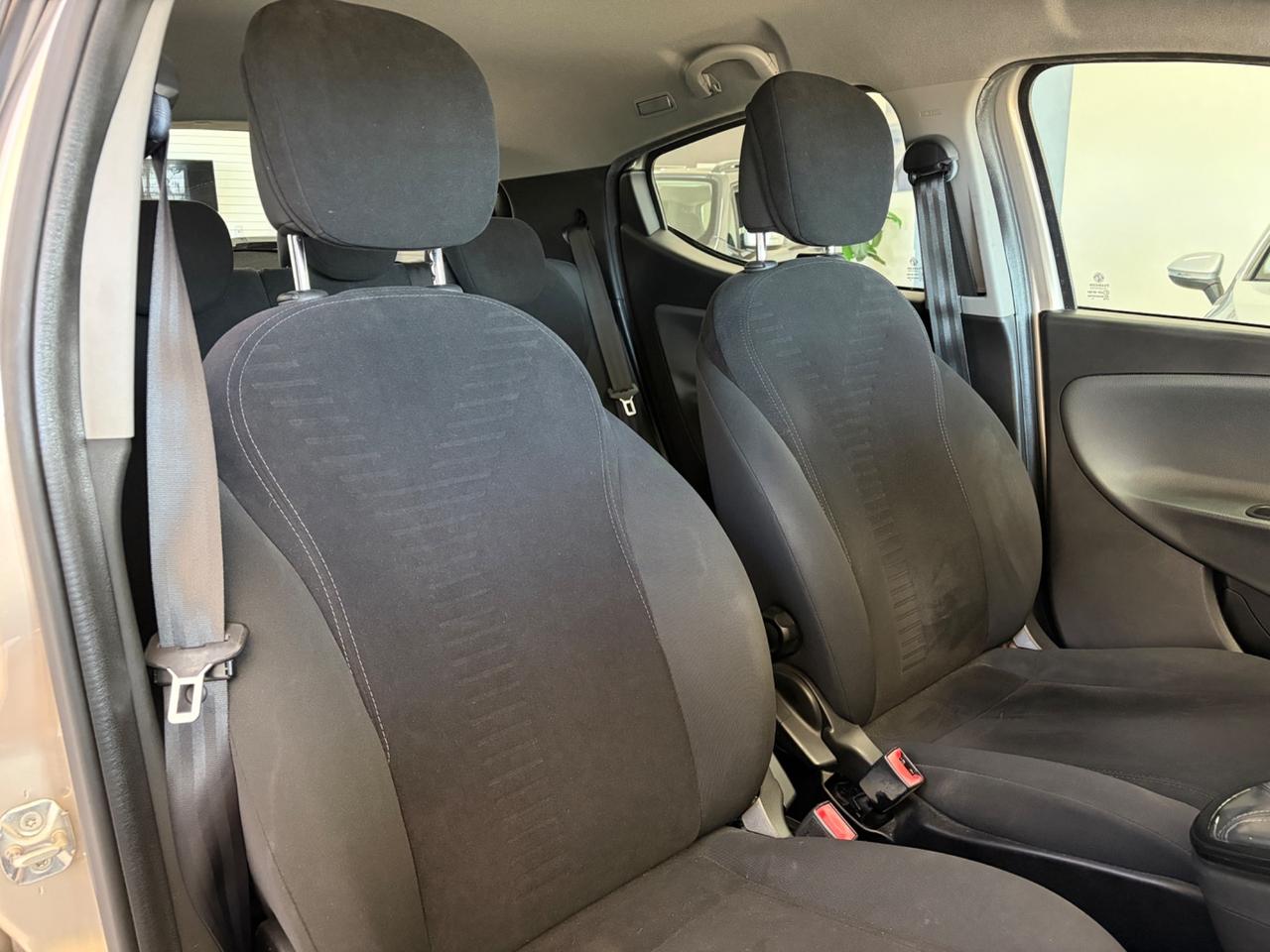 Lancia Ypsilon 1.2 69 CV 5 porte Elle
