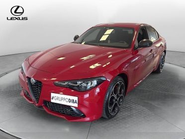 Alfa Romeo Giulia 2023 2.0 t Competizione Q4 280cv auto