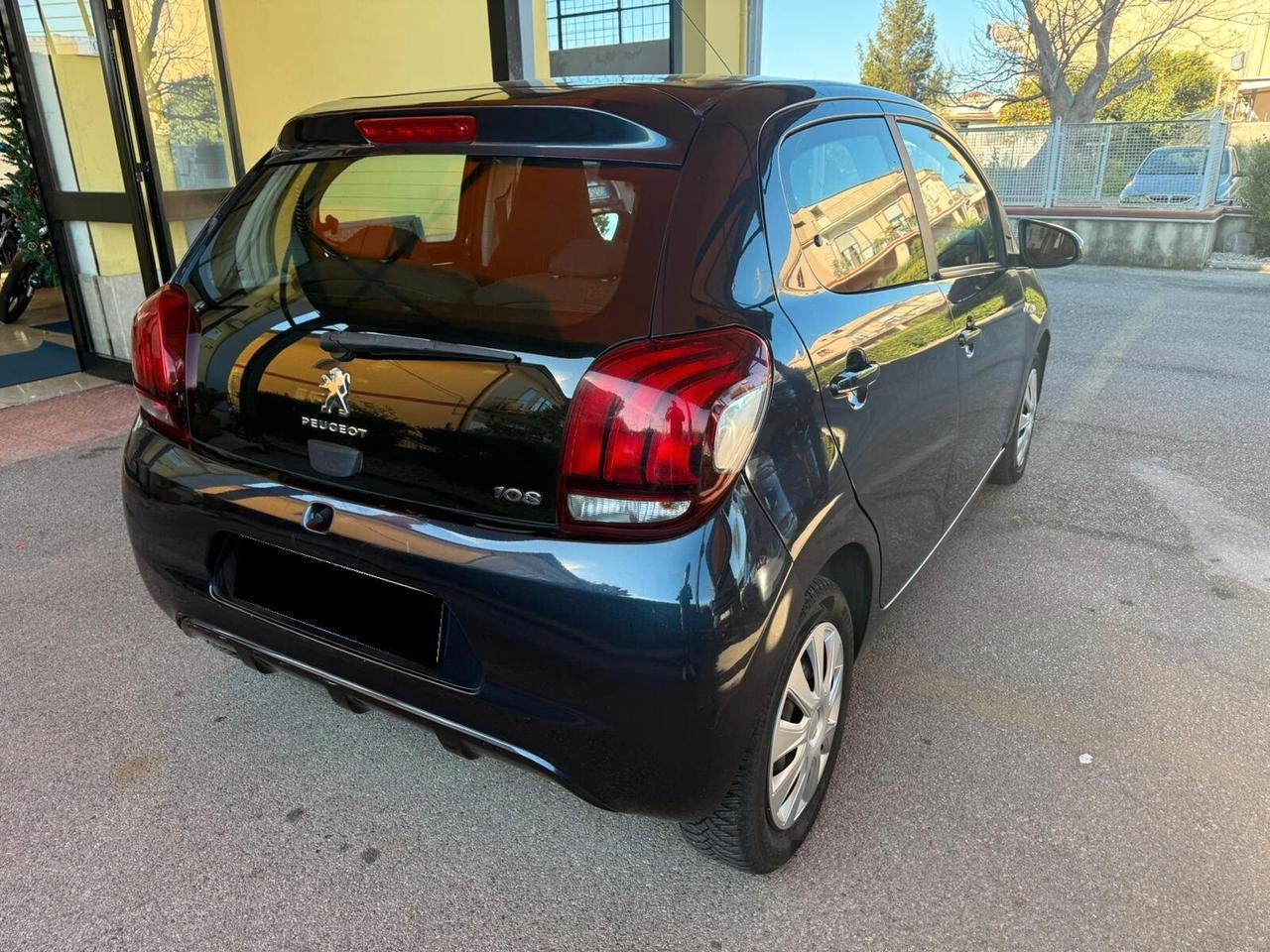 Peugeot 108 VTi 68 5 porte Allure