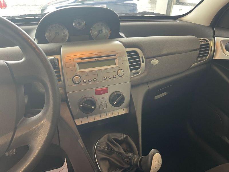 Lancia Ypsilon Ypsilon 1.2 8v ModaMilano