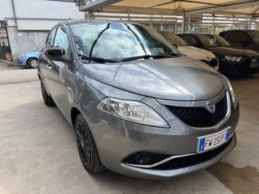 Lancia Ypsilon 1.2 69 CV 5 porte GPL Ecochic Gold