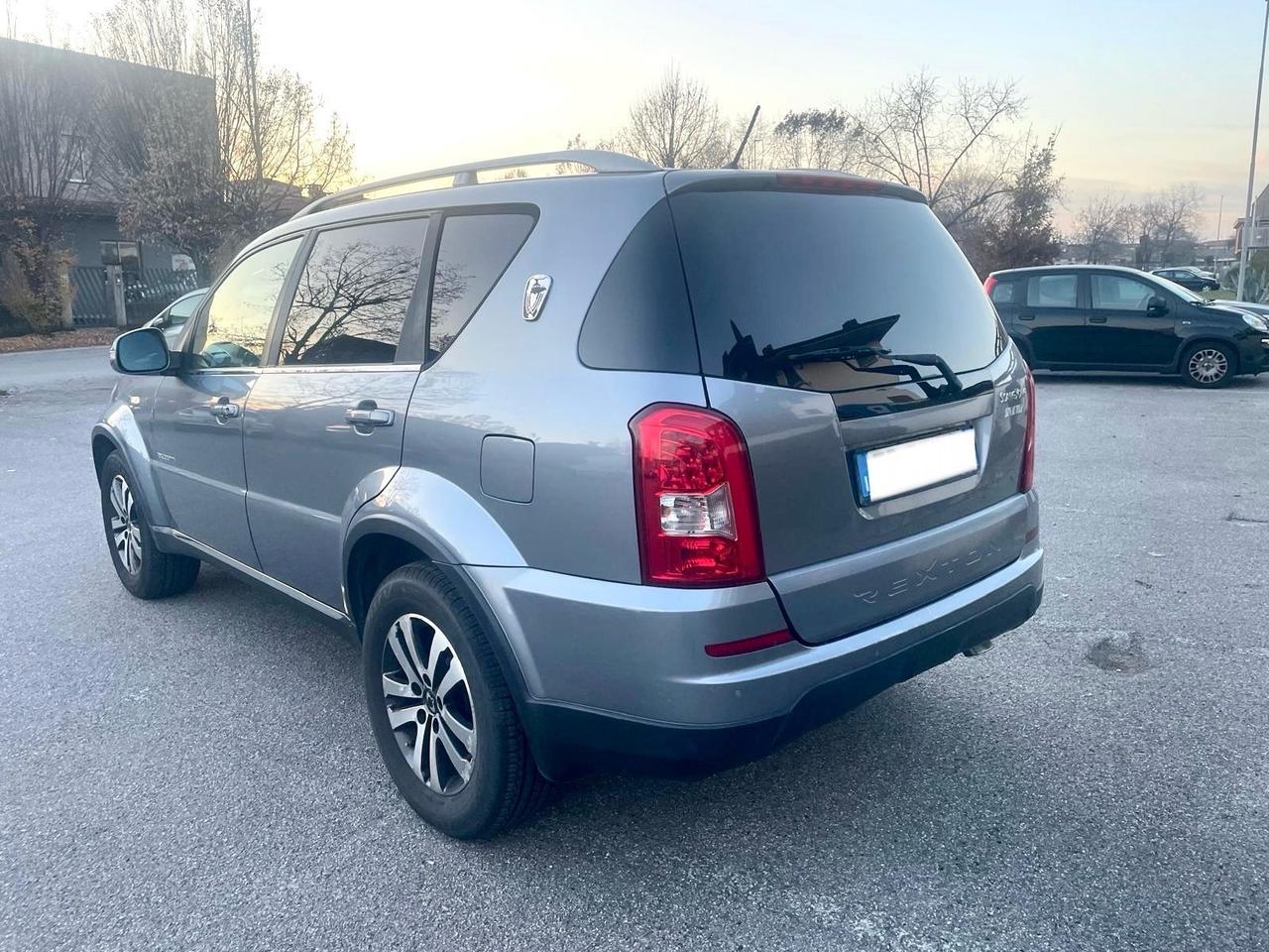 Ssangyong Rexton W 2.0 Xdi 4x4 2013