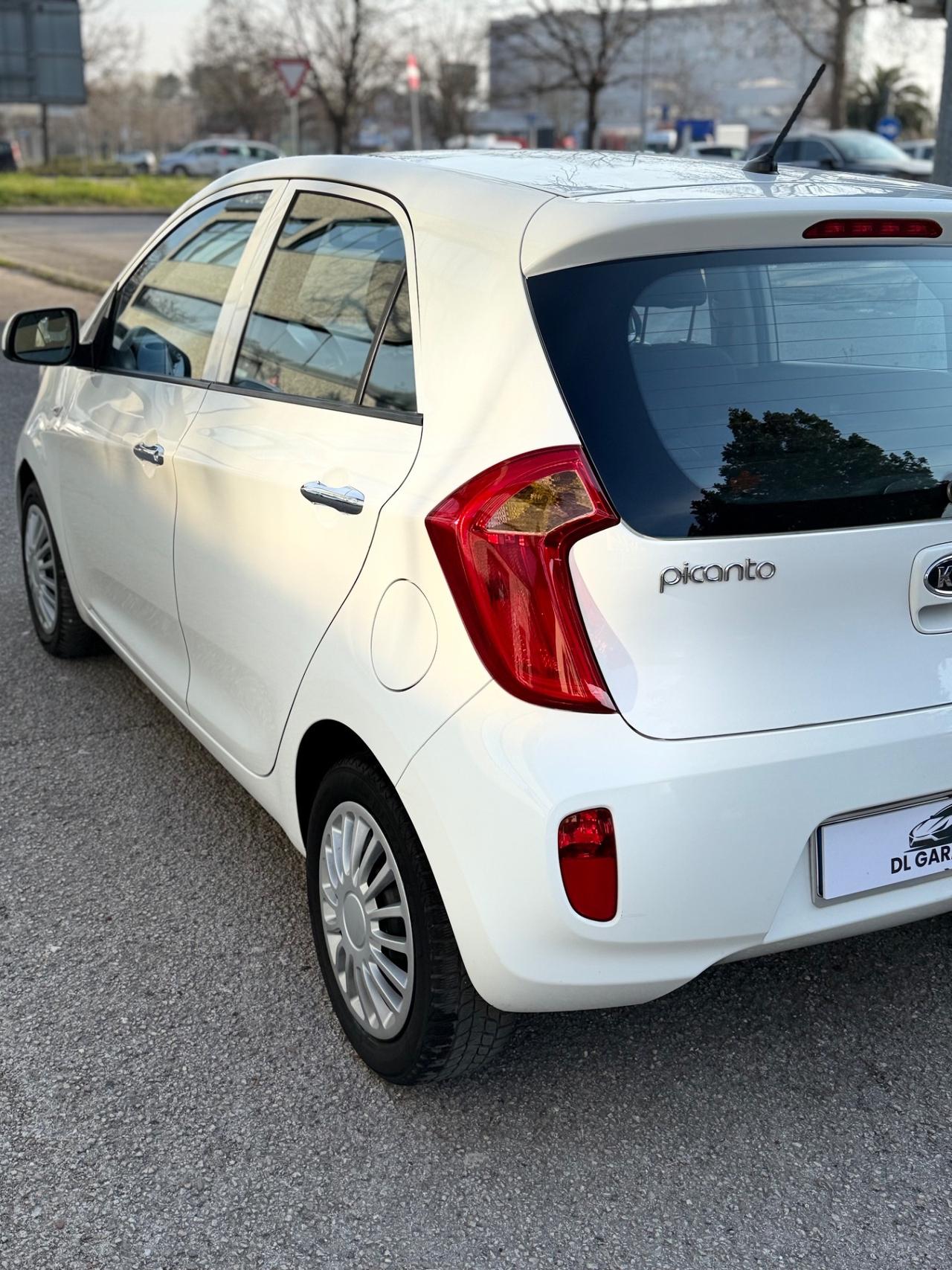 Kia Picanto 1.0 12V 5 porte Easy