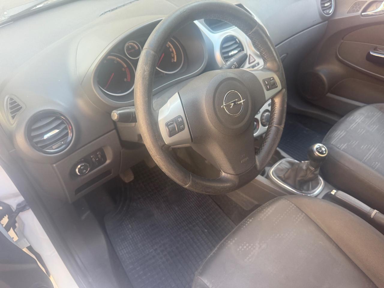 Opel Corsa 1.3 CDTI 75 cavalli F.AP. 5 porte anno 2013