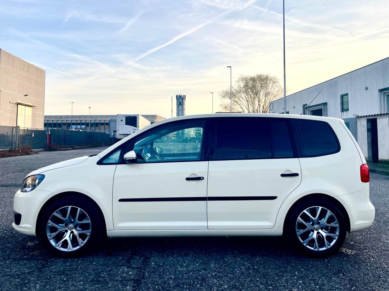 Volkswagen Touran Business 2.0 TDI 140 CV DSG Highline
