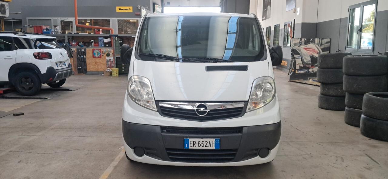 Opel Vivaro 2.0 cdti p.lungo