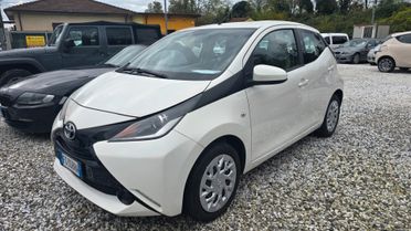 Toyota Aygo 1.0 VVT-i 69 CV 5 porte x-cool