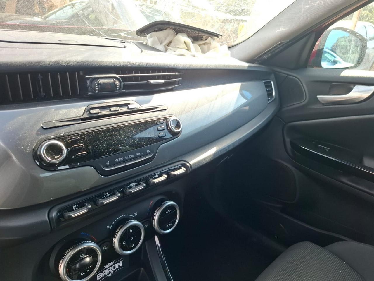 ALFA ROMEO GIULIETTA 1.6 MJT SINISTRATA MARCIANTE