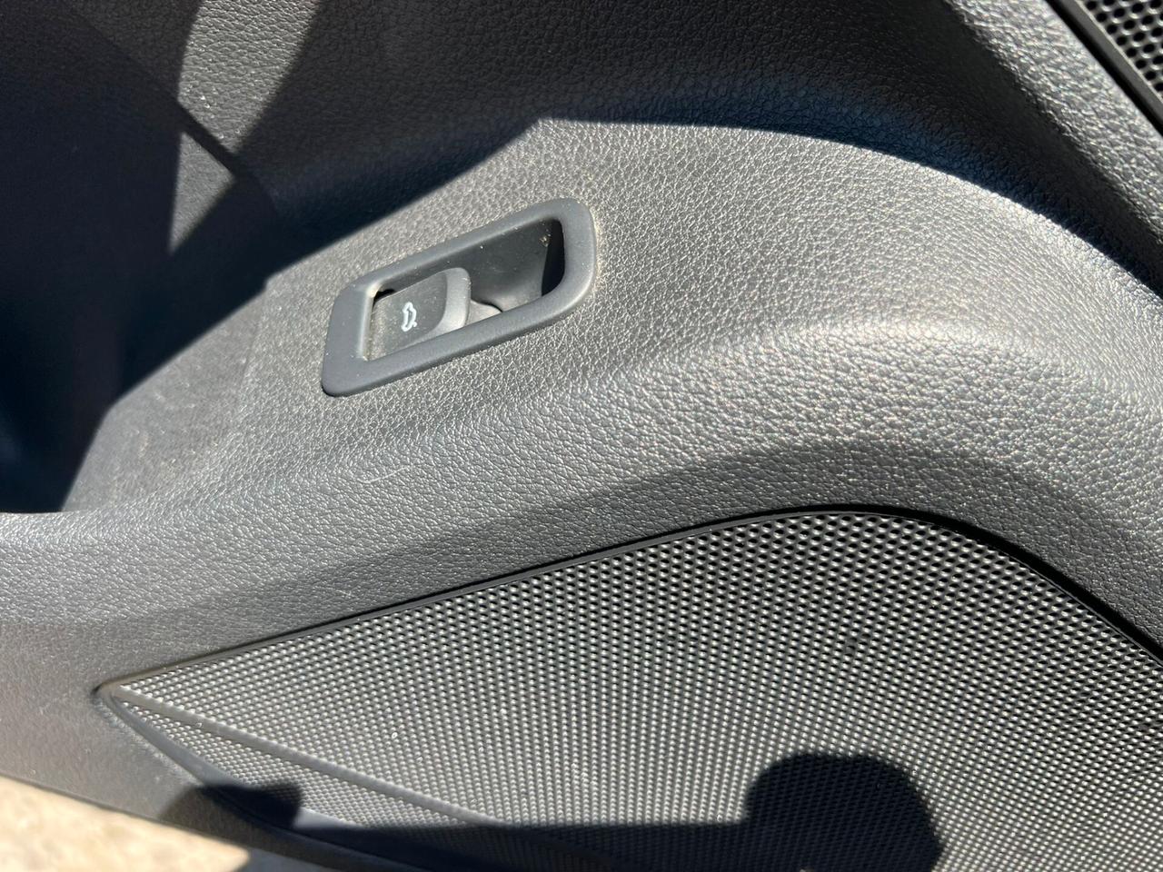 Audi Q2 30 TDI S tronic CMAERA LED COKCPIT