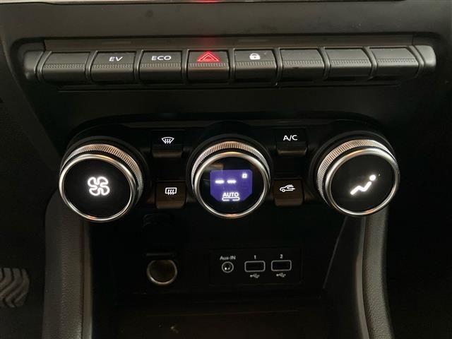RENAULT Captur 1.6 E Tech hybrid Zen 145cv auto